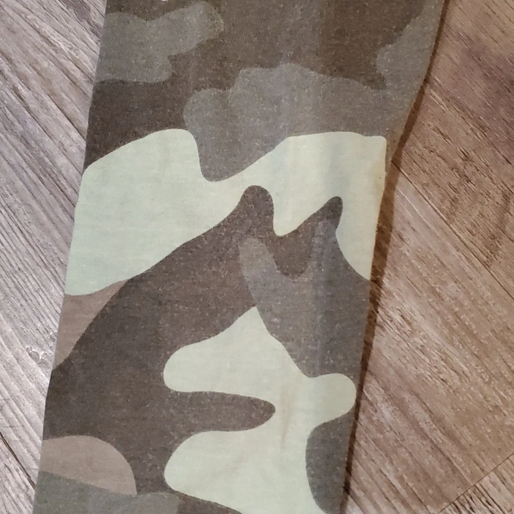 Justice Camo Leggings Size Small 7/8